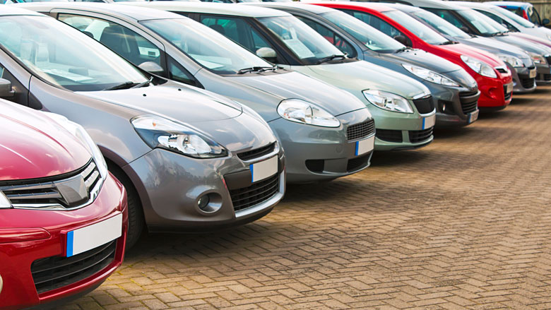 Auto's in Nederland het vaakst grijs en gemiddeld 11 jaar oud