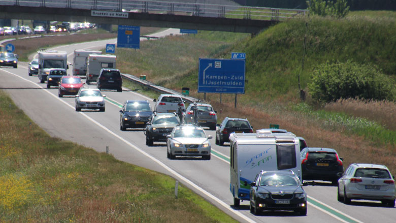 Automobilist komend jaar fors langer in de file