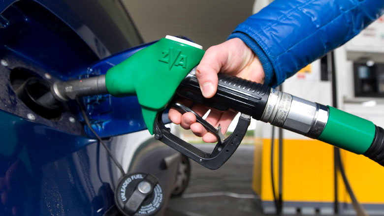 Benzineprijs een dubbeltje onder hoogste prijs ooit