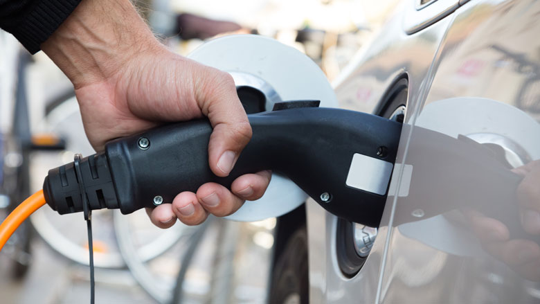 'Kosten e-auto nauwelijks hoger dan die voor rijden op diesel of benzine'
