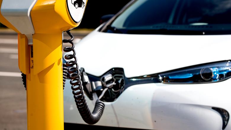 Verkoop elektrische auto's verdrievoudigd