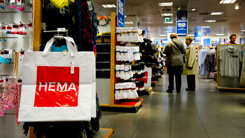 HEMA verkoopt kleding en cosmetica voortaan ook via Wehkamp - - het consumentenprogramma van AVROTROS