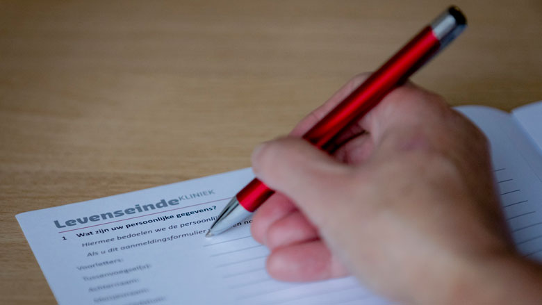 Campagne over levenseinde moet mensen voorlichten over pijnbestrijding en wilsbeschikking