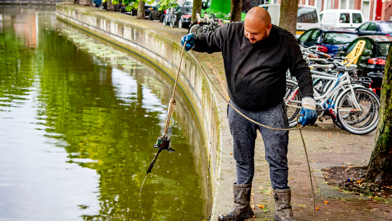 Verbod op magneetvissen wordt amper gehandhaafd
