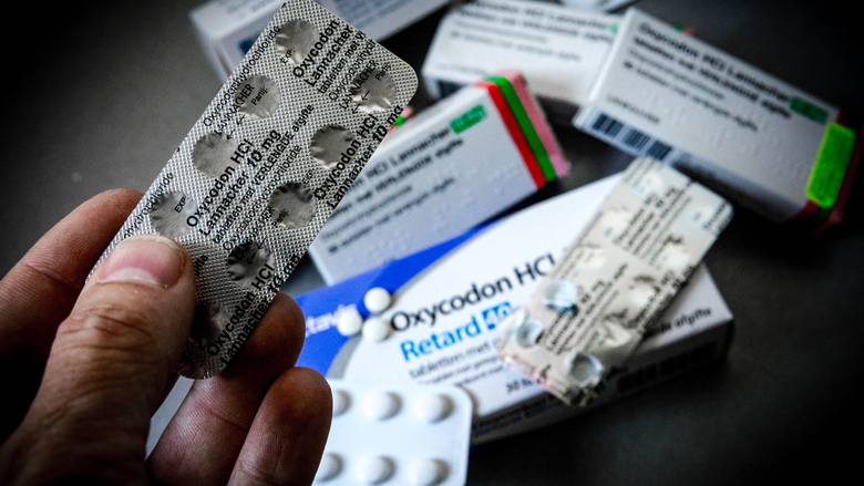 Taakgroep moet gebruik zware pijnstillers onder de loep nemen