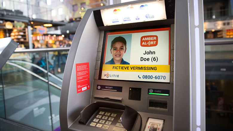 Waarschuwing Amber Alert voortaan ook op pinautomaten