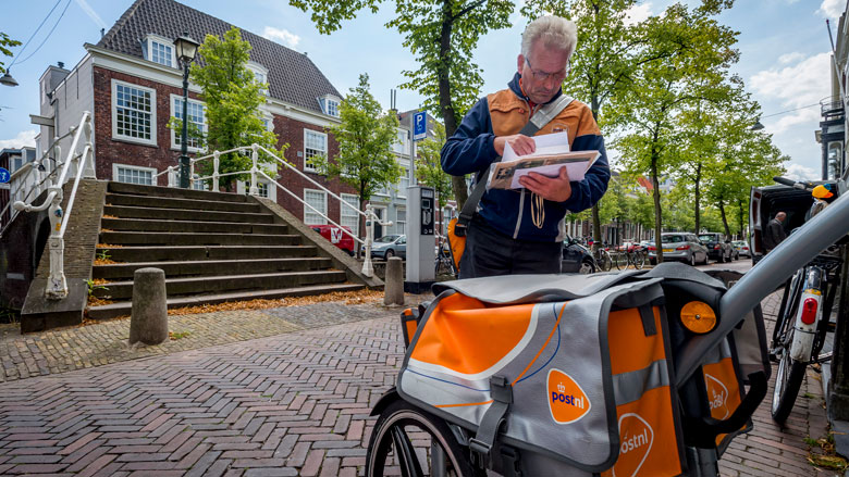 Postbezorging in groot deel van Nederland ontregeld door staking PostNL