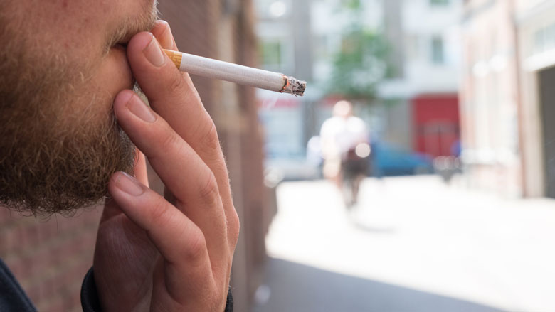 Groningen eerste stad met rookverbod in publieke ruimtes