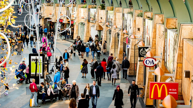 Rotterdamse winkels mogen op zondagochtend open