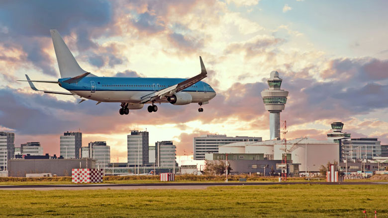 Boetes en schade door 'valet-parking'-bedrijven Schiphol