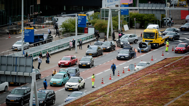 Organiseren verkeersdrukte rond Schiphol is 'hele operatie'