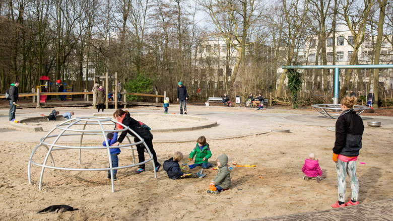 Nieuwe actie voor rookvrije speeltuinen, dierentuinen en zwembaden