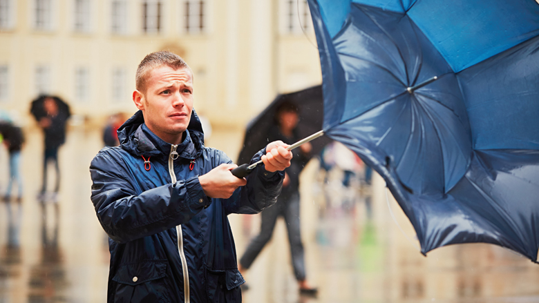 Zondag code oranje vanwege storm Ciara. Waarmee moet je rekening houden?