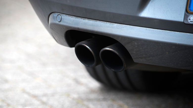 Klimaatplan voor CO2-reductie personenauto's niet realistisch