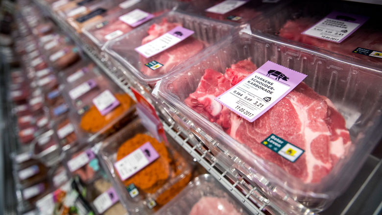NVWA: nog steeds sulfiet in vlees voor rode kleur
