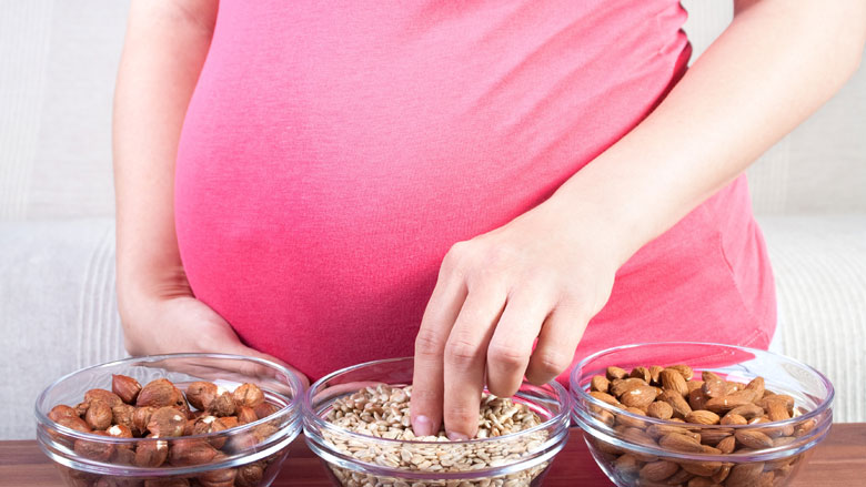 'ZwangerHap'-app vertelt zwangere vrouwen wat ze wel en niet kunnen eten