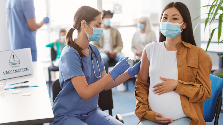 RIVM: Vaccinatie tegen de griep binnenkort ook voor zwangeren