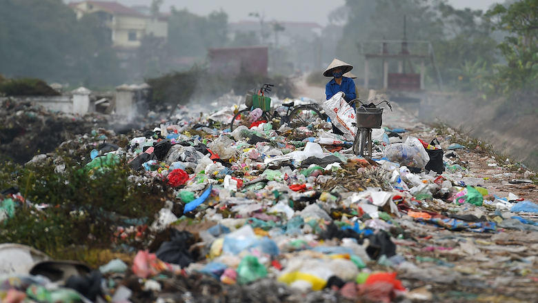 'Westers plastic afval niet gerecycled maar illegaal verbrand'