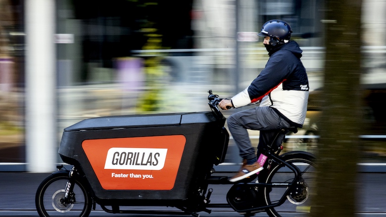 Nieuwe gedragscode flitsbezorgers: meer aandacht voor omgeving en overlast
