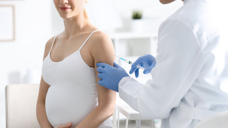 Coronavaccins zijn veilig voor zwangere vrouwen, blijkt uit onderzoek