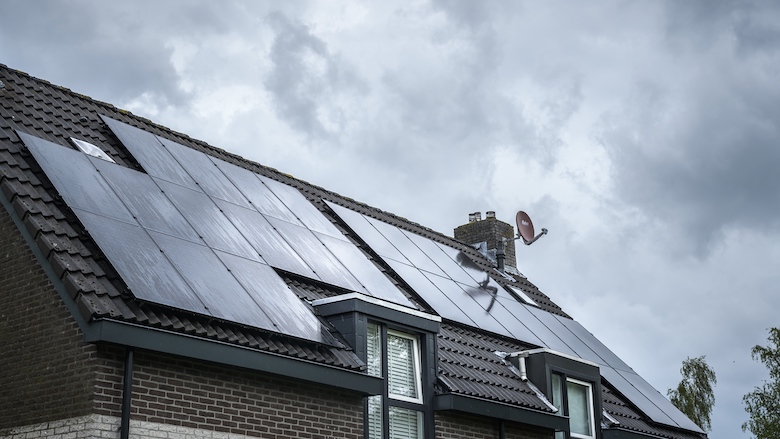 Salderingsregeling zonne-energie voor huiseigenaren twee jaar uitgesteld