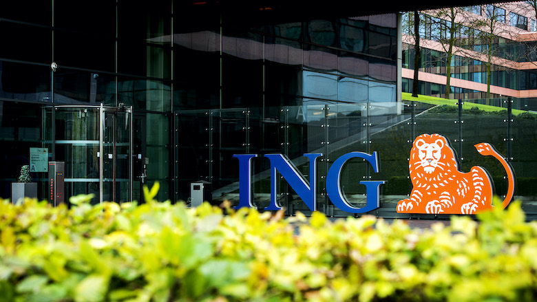 ING maakt bankieren duurder: 'Vooral ouderen de dupe'