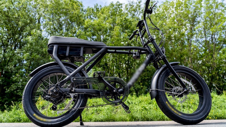 Differences Between Electric Bicycles and Fat Bikes: What You Need to Know