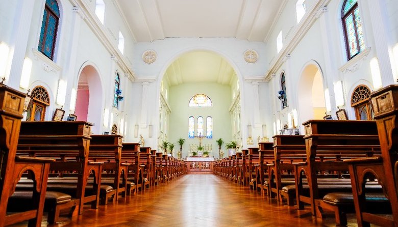 'Overheid moet stoppen met doorgeven persoonsgegevens aan kerken'