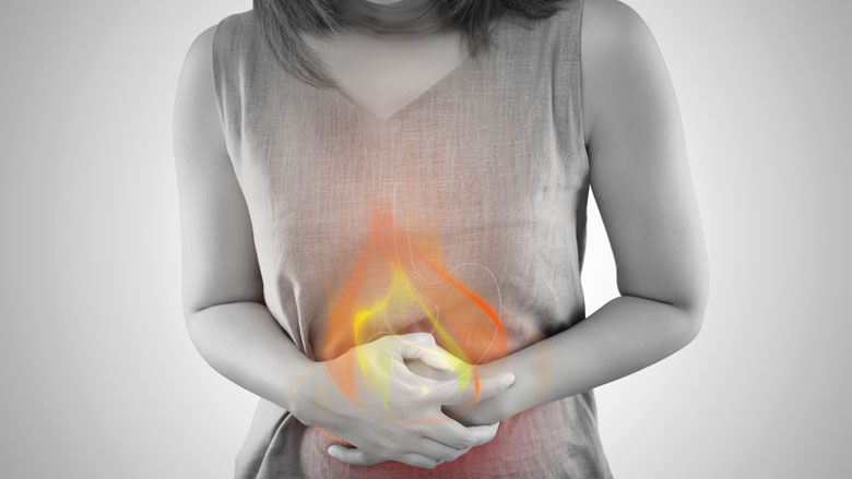 Last van brandend maagzuur? 'Langdurig slikken van maagtabletten kan schadelijk zijn.'